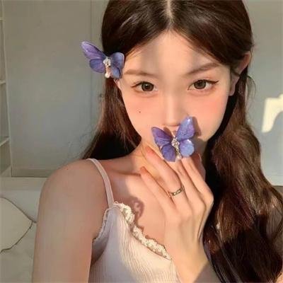 香闺春暖